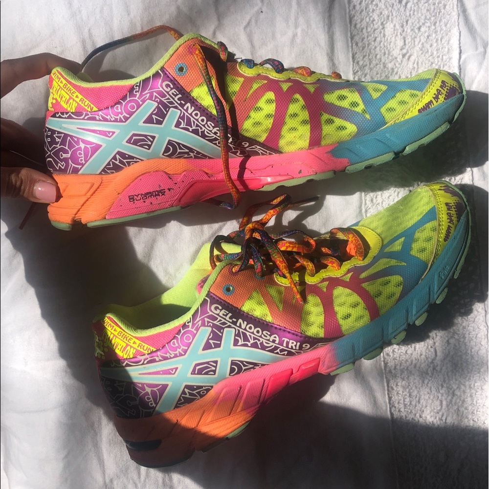 ASICS Gel-Noosa Tri 9 Neon Running Shoes